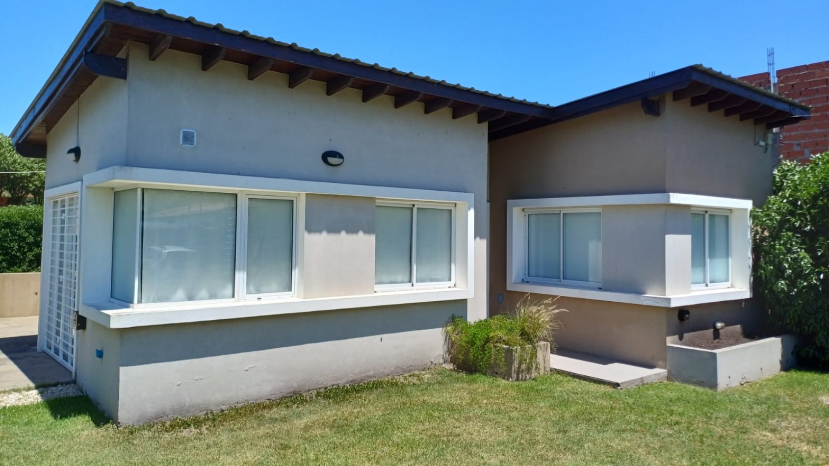 HERMOSO CHALET BARRIO ALFAR